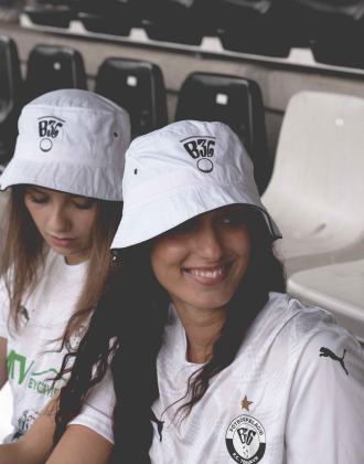 B36 “bøllehattur” hvítur